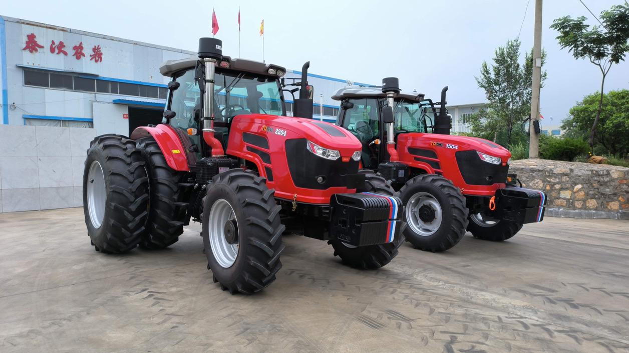 TRACTOR TL2104
