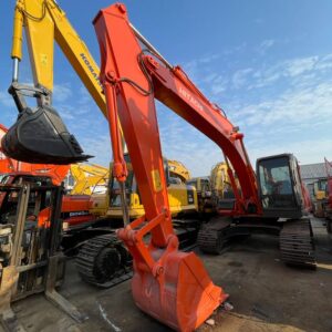 EXCAVADORA HITACHI ZX200